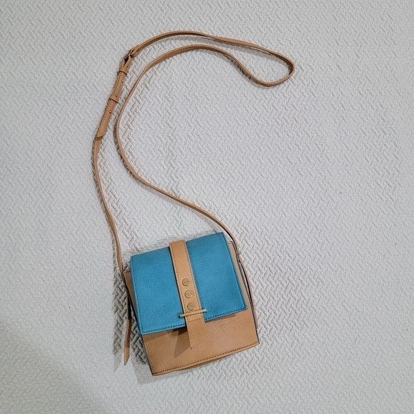 Big Buddha Small Vegan Crossbody Bag Aqua Blue Accents - Picture 6 of 16